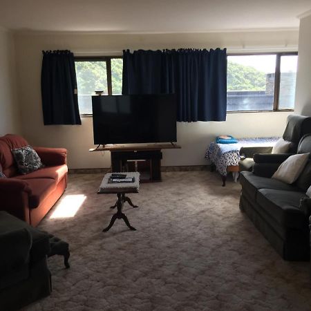 Dons Place Waikawa  ภายนอก รูปภาพ