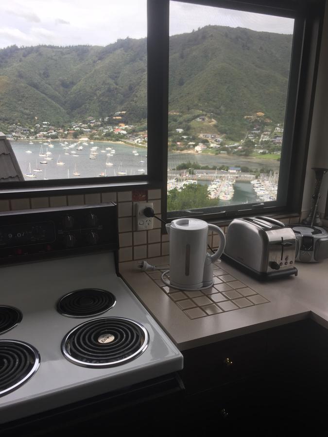 Dons Place Waikawa  ภายนอก รูปภาพ